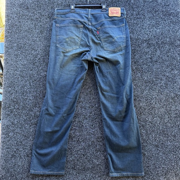 Levi's Men's 541 Athletic Taper Fit  Blue Jeans Size 36x32 - Picture 2 of 8